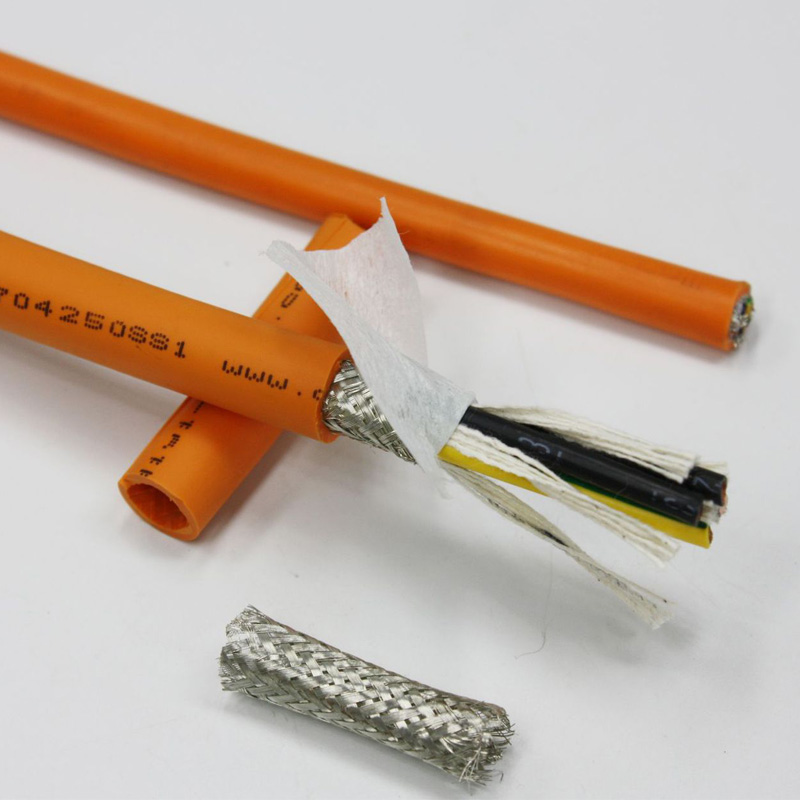 Heat-resistant halogen-free Cu-screened EMC-preferred type silicone rubber multicore cable EWKF-C